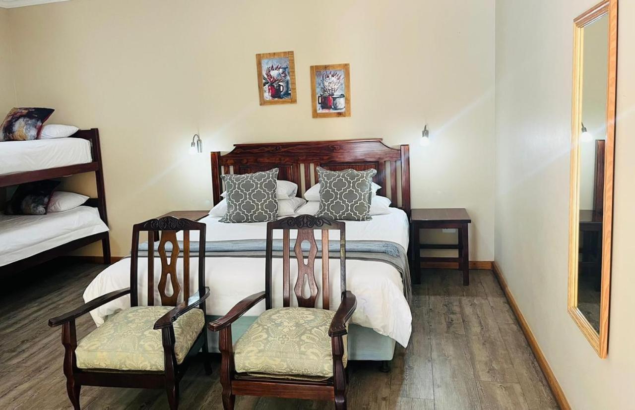 17 On Bird Guest House Beaufort West Ngoại thất bức ảnh