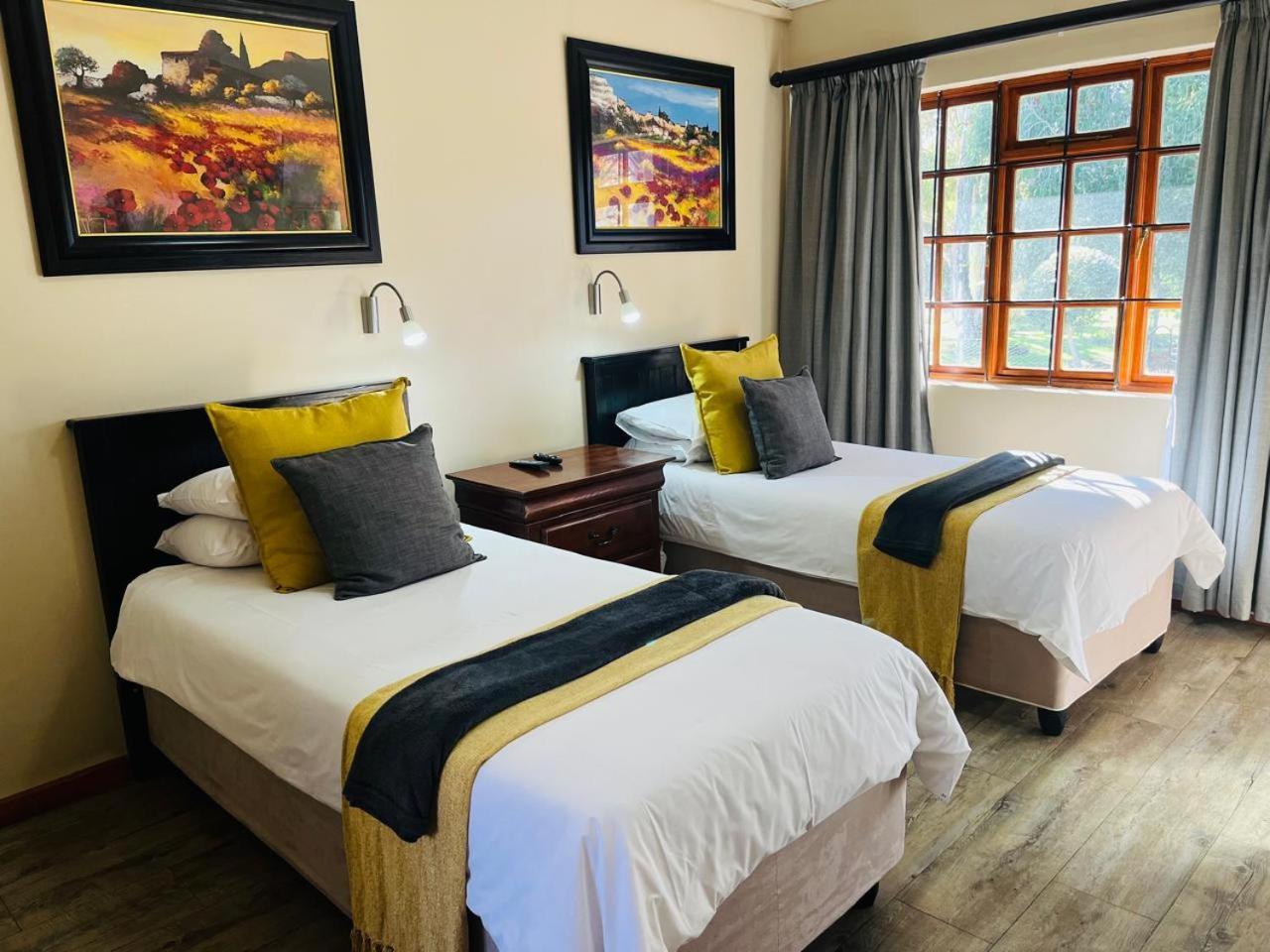 17 On Bird Guest House Beaufort West Ngoại thất bức ảnh