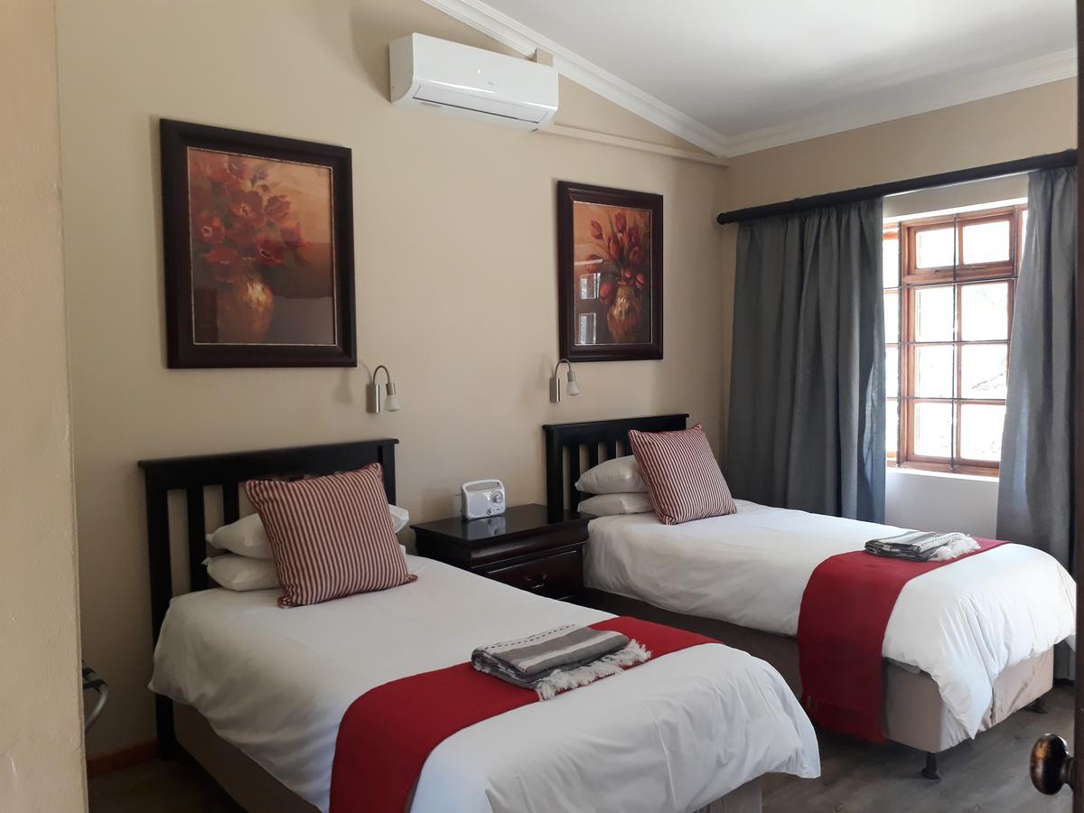 17 On Bird Guest House Beaufort West Ngoại thất bức ảnh