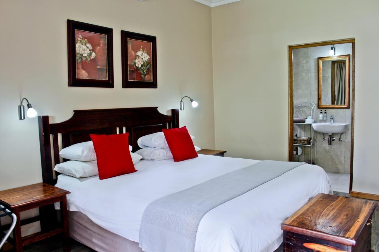 17 On Bird Guest House Beaufort West Ngoại thất bức ảnh
